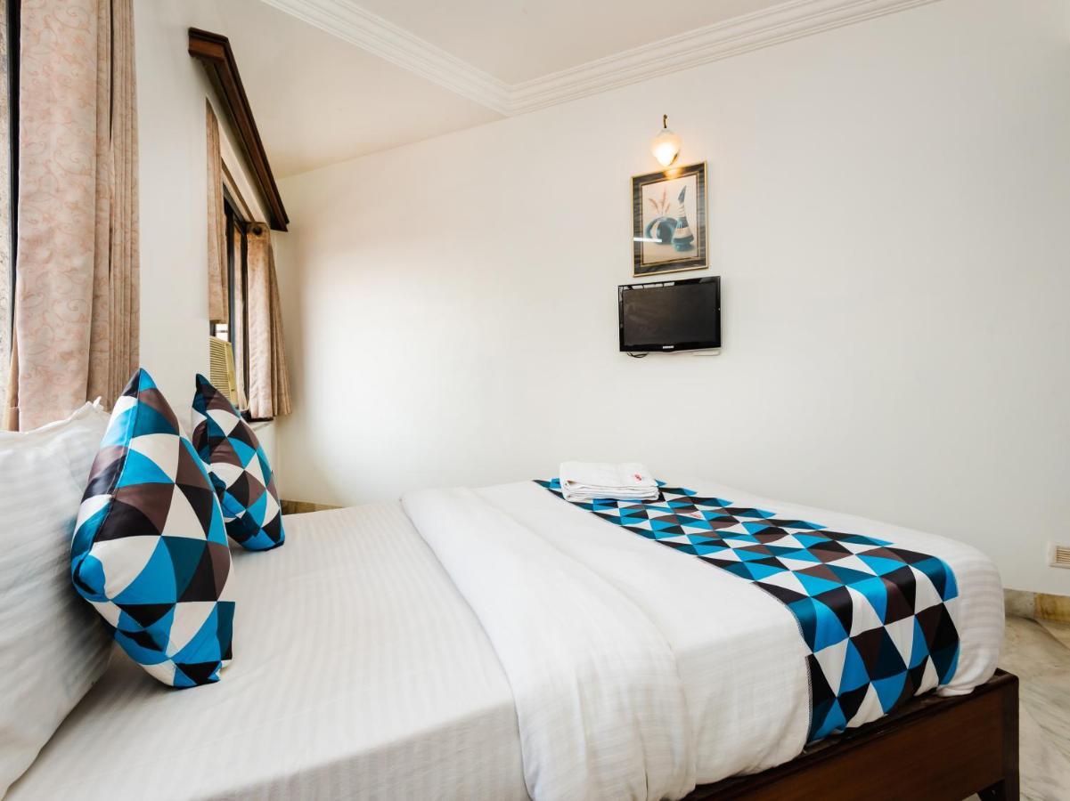 Hotel Galaxy Opp Surat Railway Station Zewnętrze zdjęcie